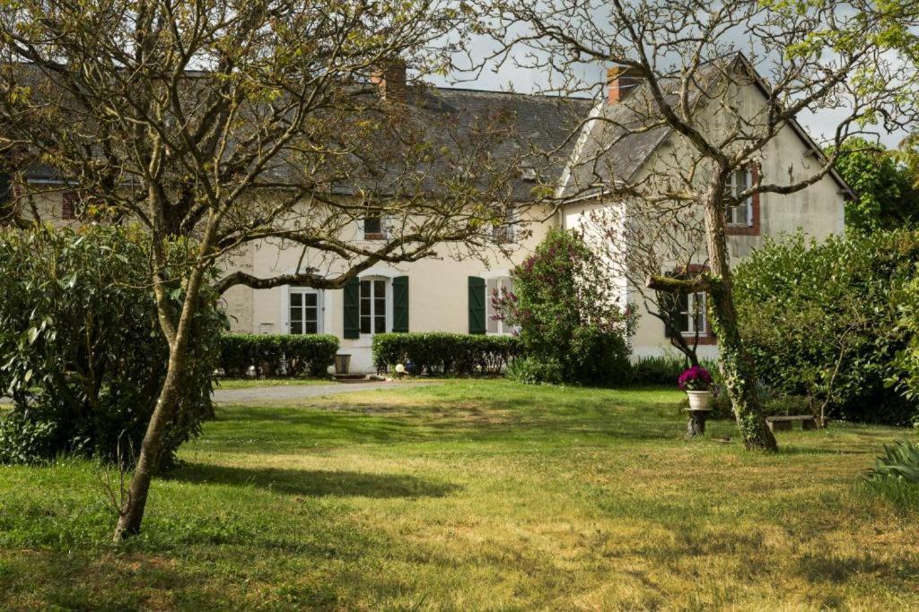 Gites La Butte De L'Esperance Renazé エクステリア 写真